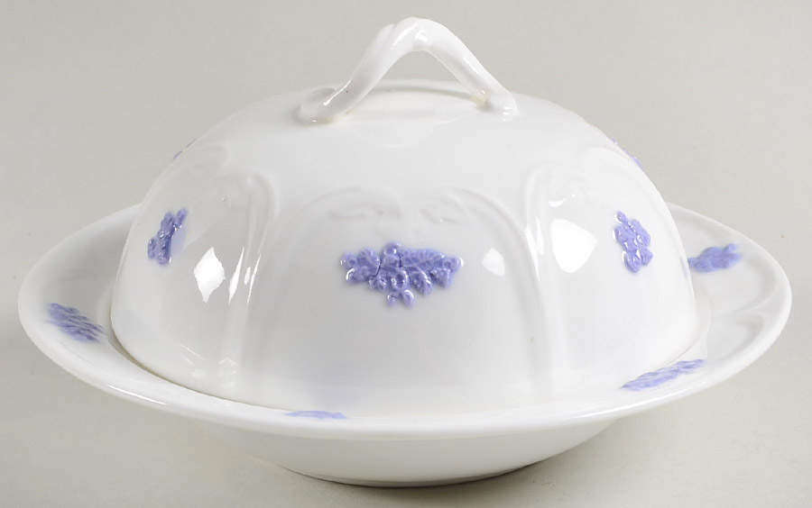 Chelsea (Smooth, Embossed) Round Covered Butter by Adderley-1