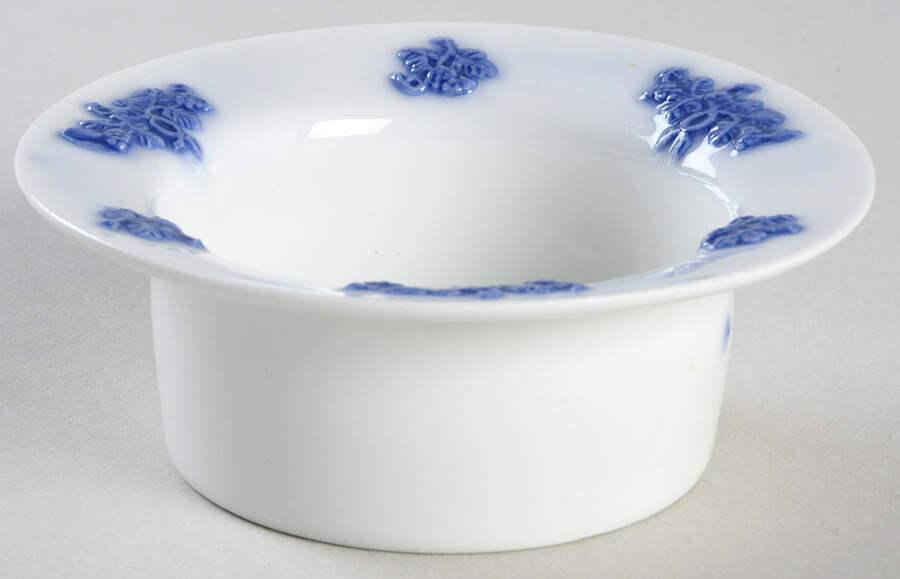 Chelsea (Smooth, Embossed) Ramekin No Saucer by Adderley-1