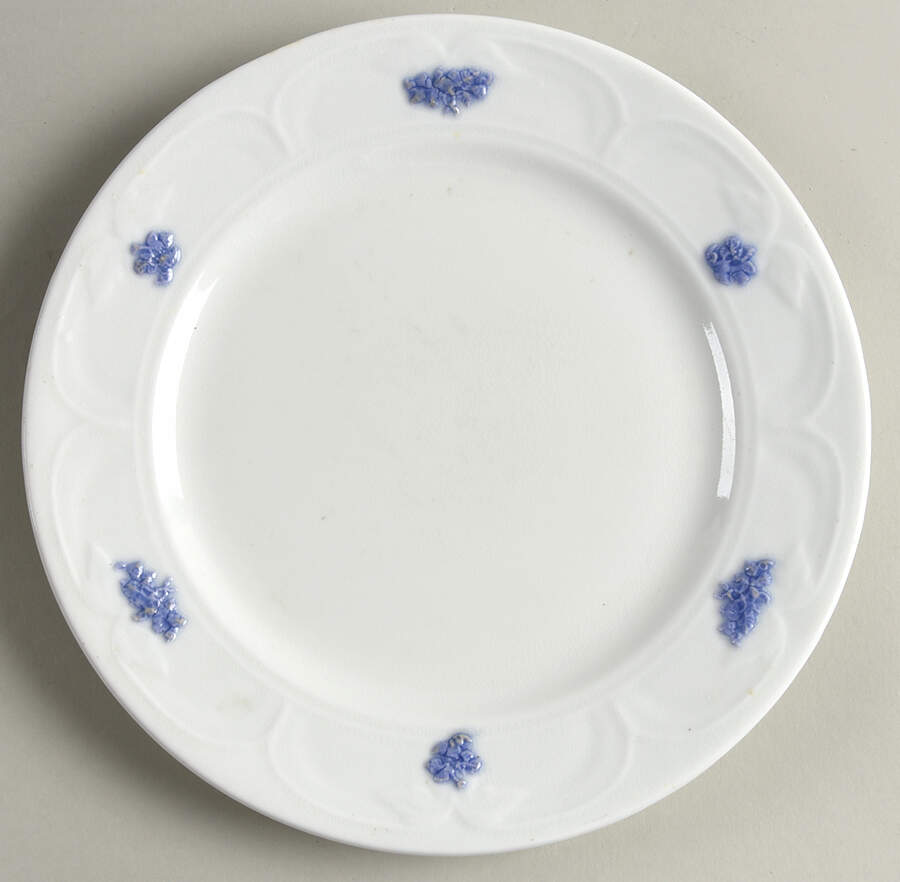 Chelsea (Smooth, Embossed) Luncheon Plate by Adderley-1