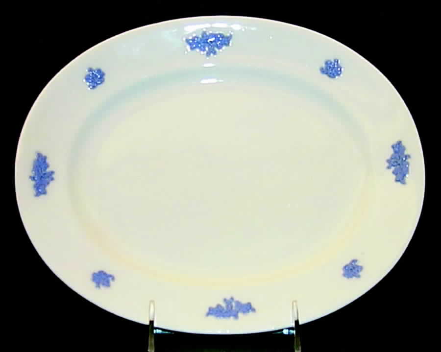 Chelsea (Smooth, Embossed) 13" Oval Serving Platter by Adderley-1