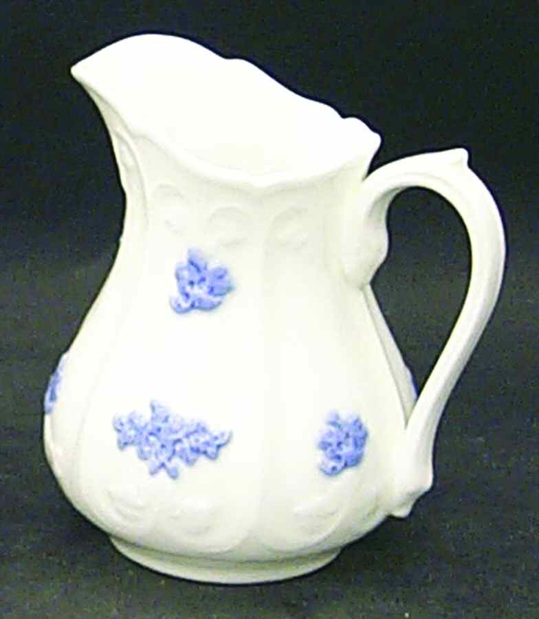 Chelsea (Smooth, Embossed) Creamer by Adderley-1