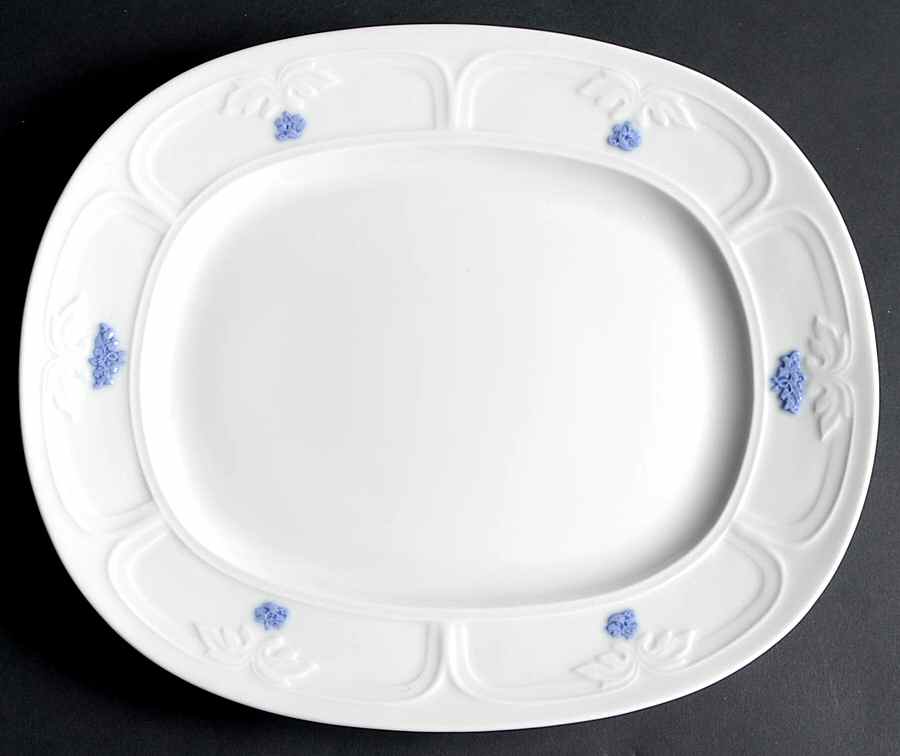 Chelsea (Smooth, Embossed) 13" Oval Serving Platter by Adderley-1