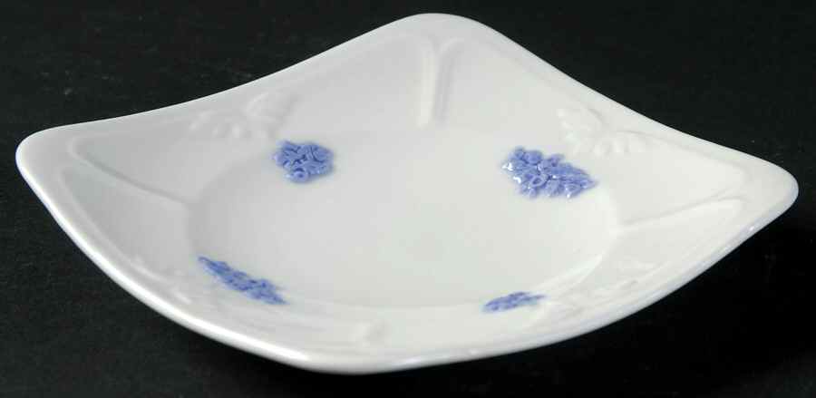 Chelsea (Smooth, Embossed) 4" Ashtray by Adderley-1