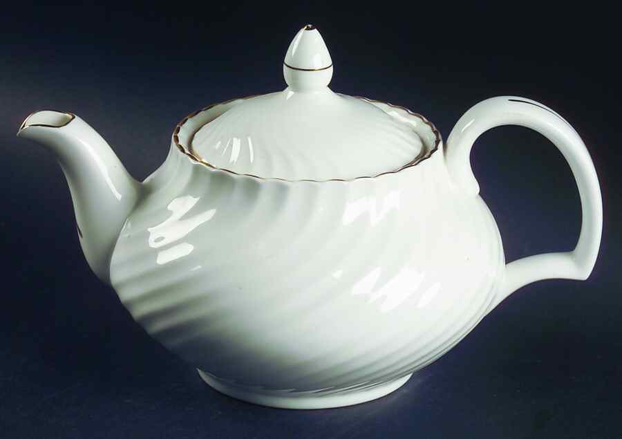 Golden Elegance Teapot & Lid by Adderley-1