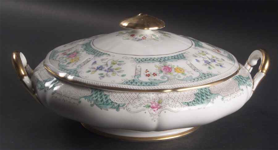 Lowestoft Aqua Green Round Covered Vegetable by Adderley-1