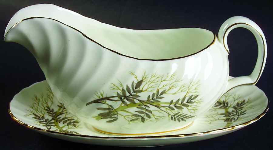 Lyncroft Gravy Boat & Underplate by Adderley-1