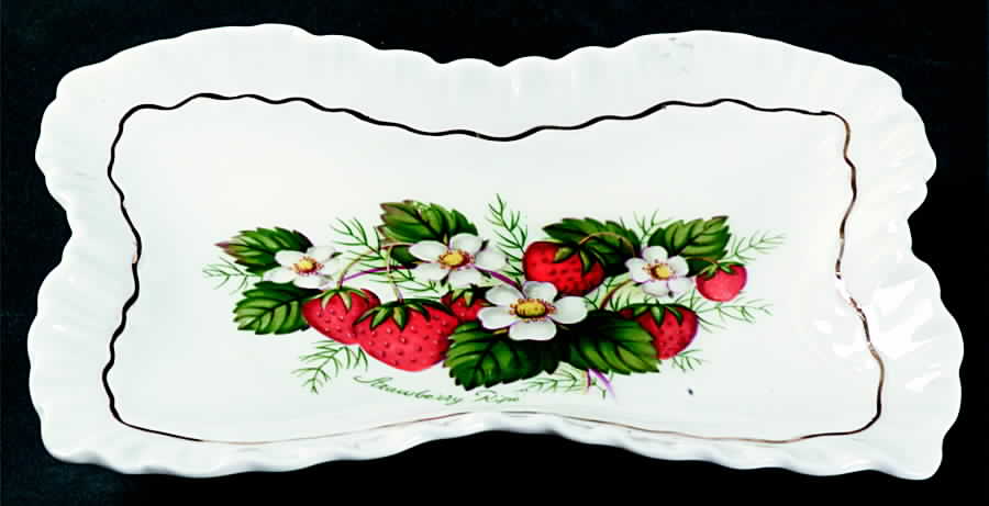 Strawberry Ripe Nut Dish by Adderley-1