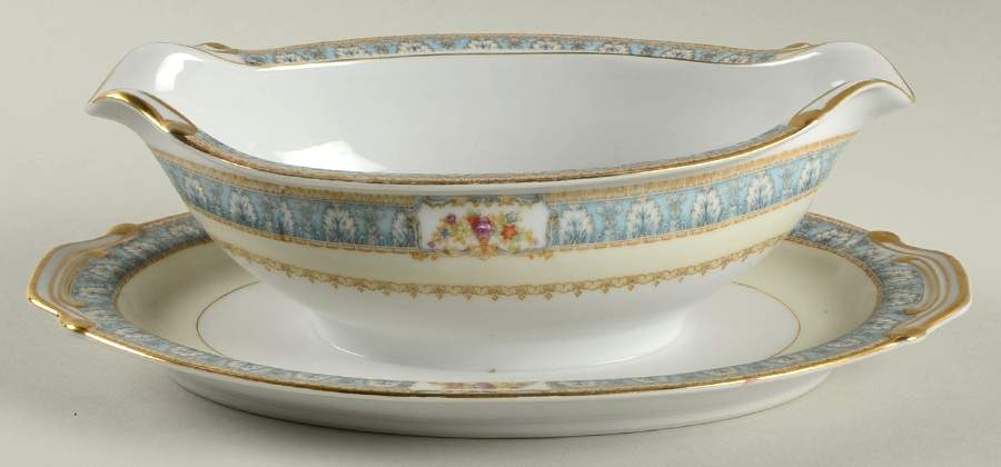 ADL2 Gravy Boat with Attached Underplate by Adline-1