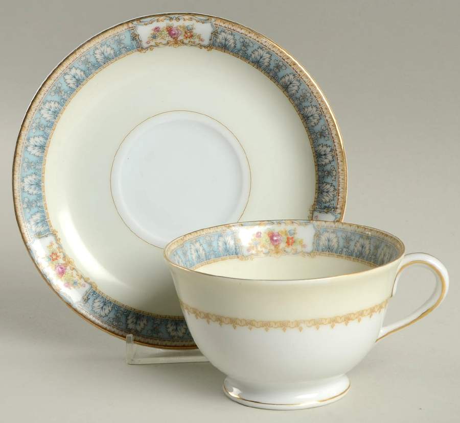 ADL2 Footed Cup & Saucer Set by Adline-1