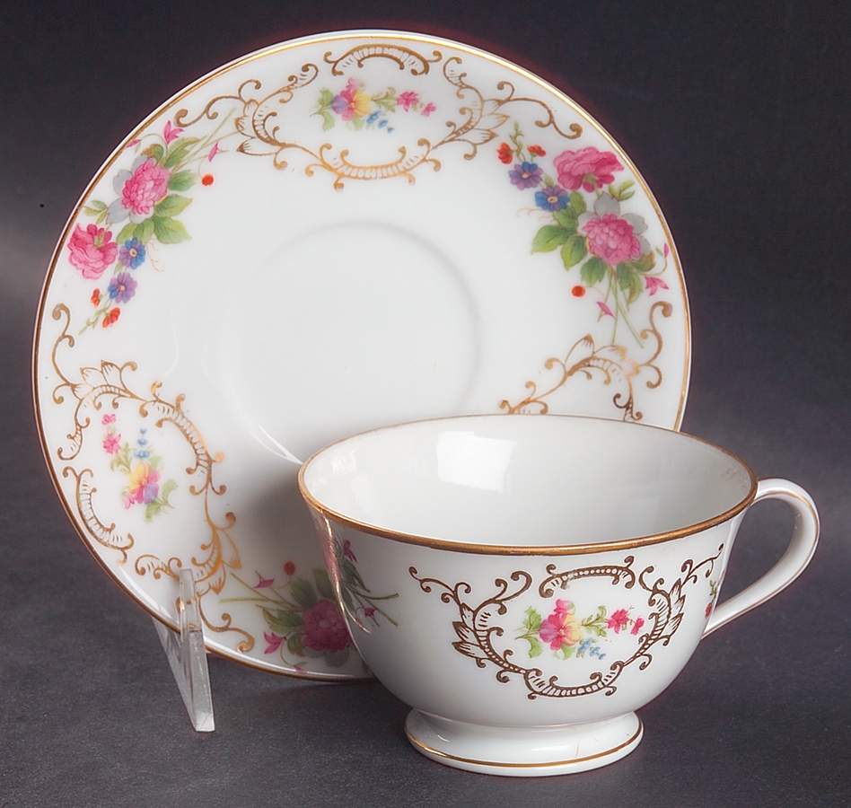 ADL6 Footed Cup & Saucer Set by Adline-1