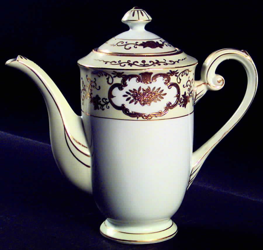 Majestic Coffee Pot & Lid by Adline-1