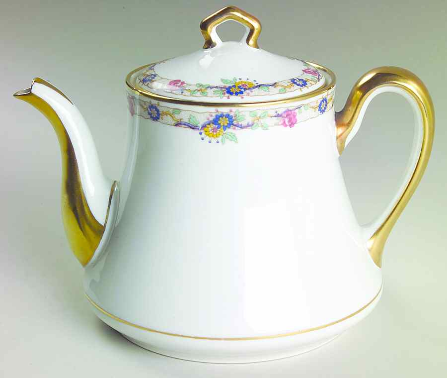 AHR1 Teapot & Lid by Charles Ahrenfeldt-1