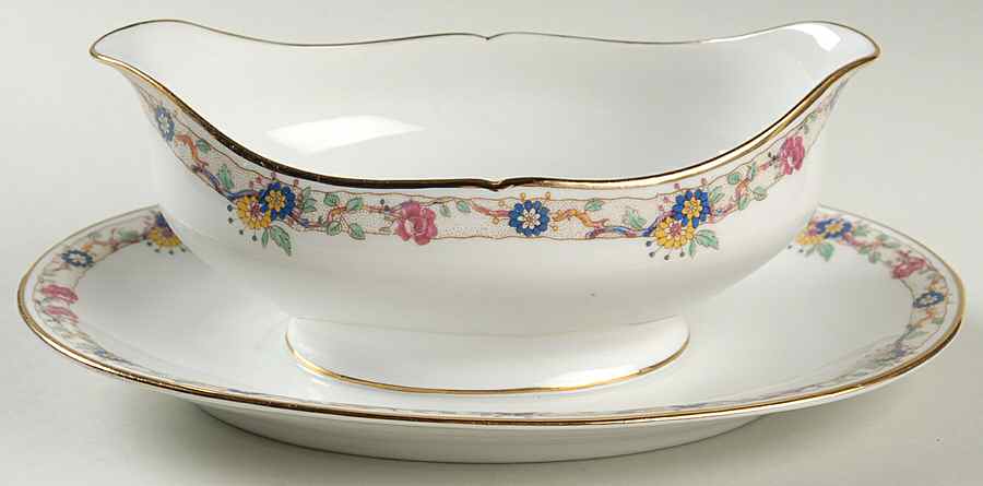AHR1 Gravy Boat with Attached Underplate by Charles Ahrenfeldt-1
