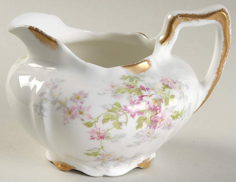AHR186 Creamer by Charles Ahrenfeldt-1