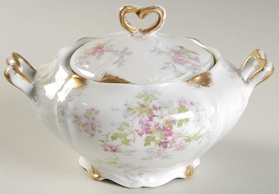 AHR186 Sugar Bowl & Lid by Charles Ahrenfeldt-1