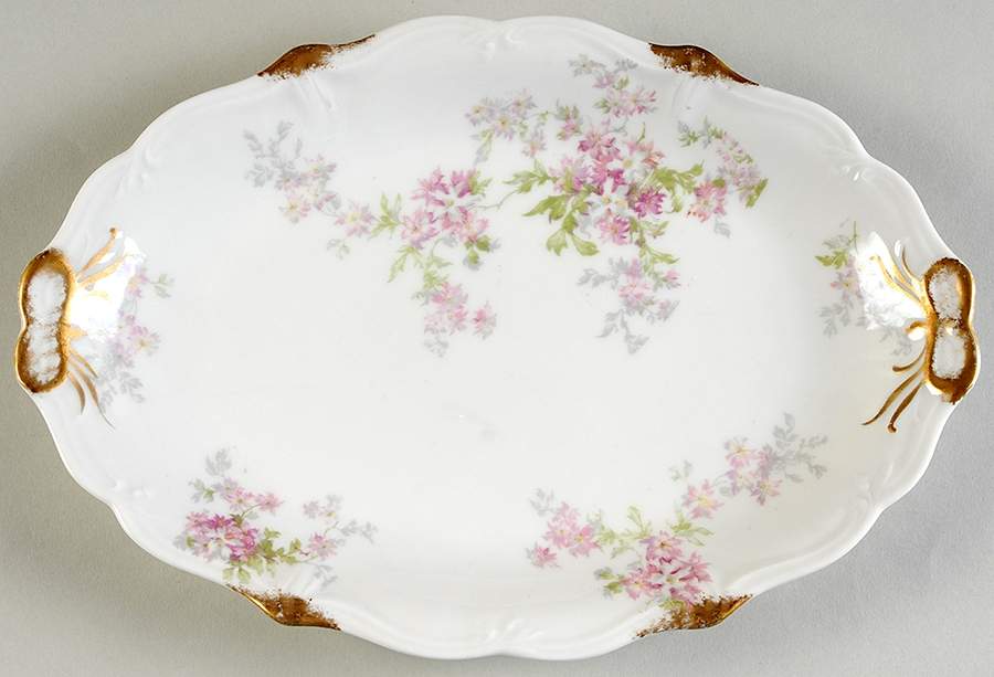 AHR186 11" Oval Serving Platter by Charles Ahrenfeldt-1