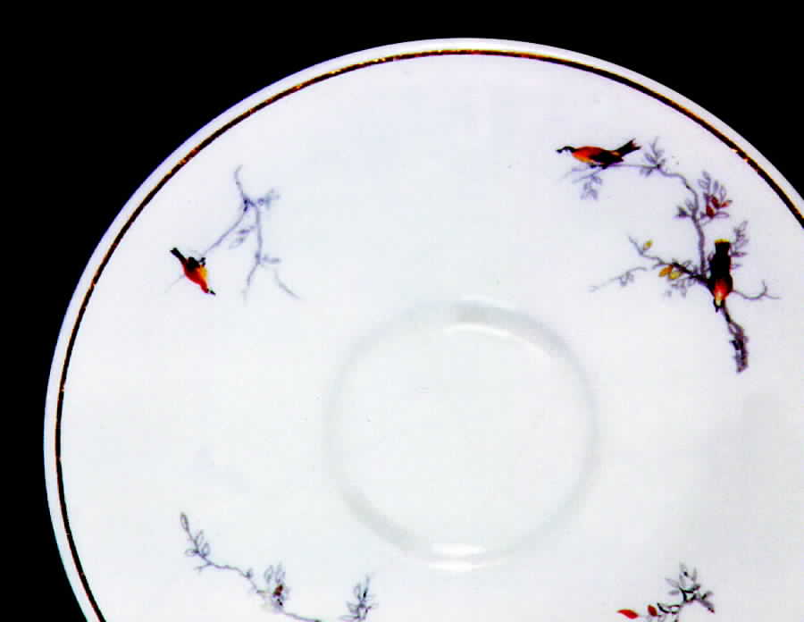 AHR209 Saucer by Charles Ahrenfeldt-1