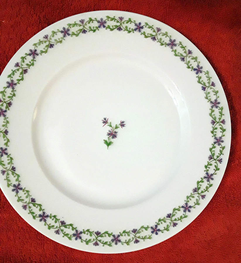 AHR227 Dinner Plate by Charles Ahrenfeldt-1
