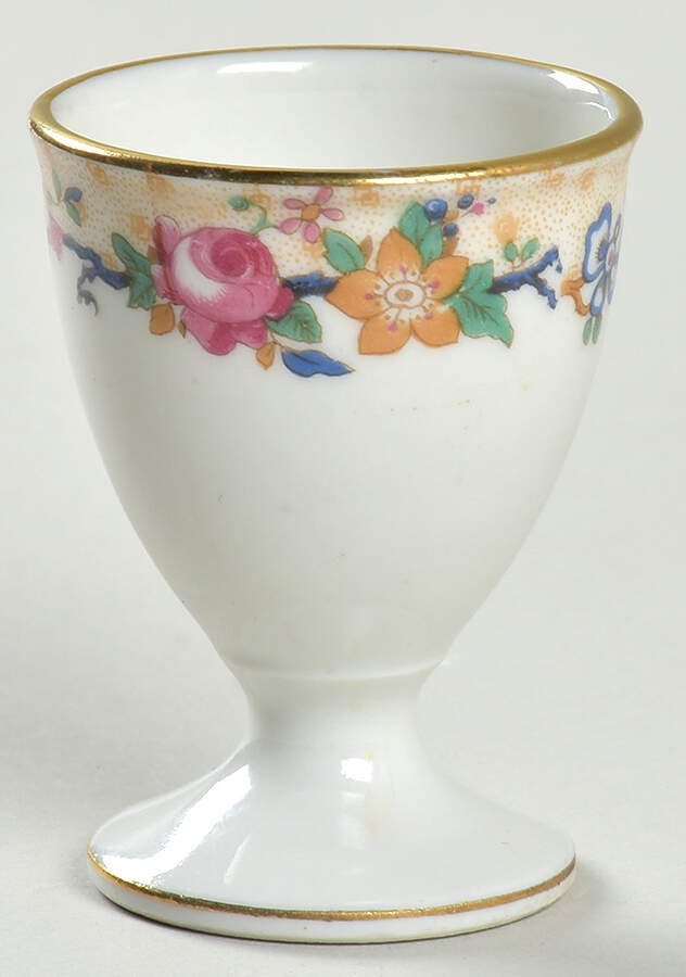 AHR5 Single Egg Cup by Charles Ahrenfeldt-1