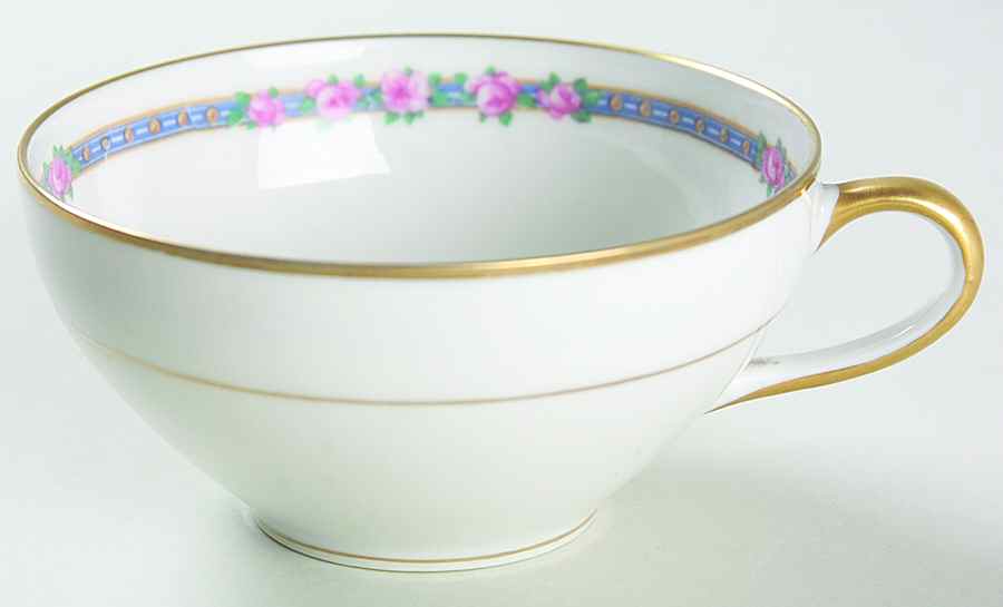 AHR6 Flat Cup by Charles Ahrenfeldt-1