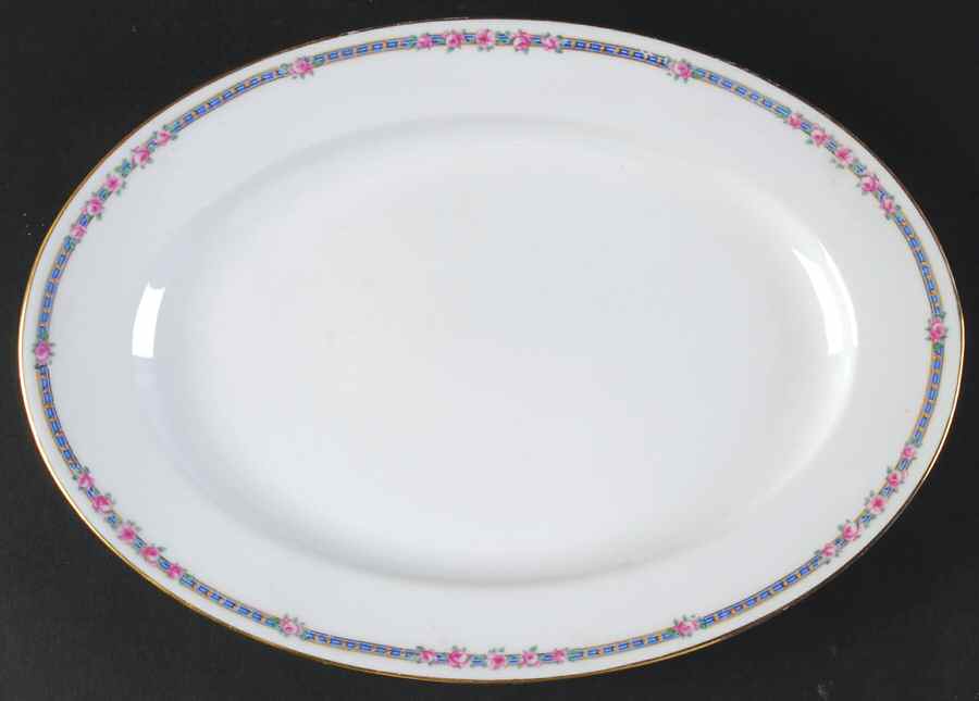 AHR6 11" Oval Serving Platter by Charles Ahrenfeldt-1