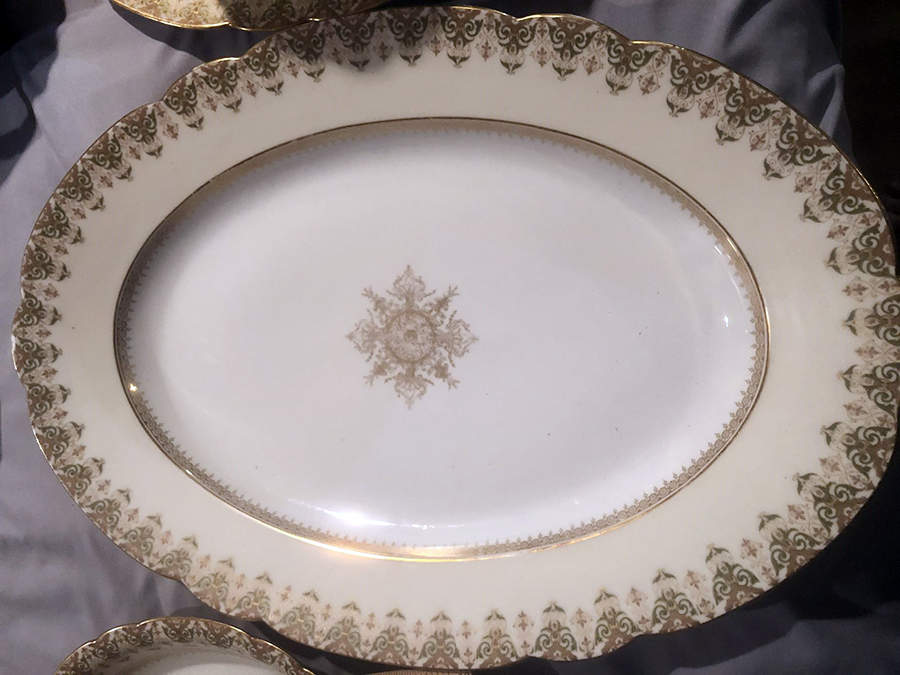 AHR92 14" Oval Serving Platter by Charles Ahrenfeldt-1
