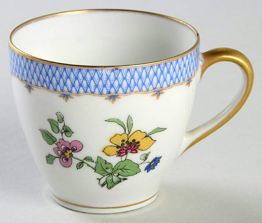 AHR93 Flat Demitasse Cup by Charles Ahrenfeldt-1