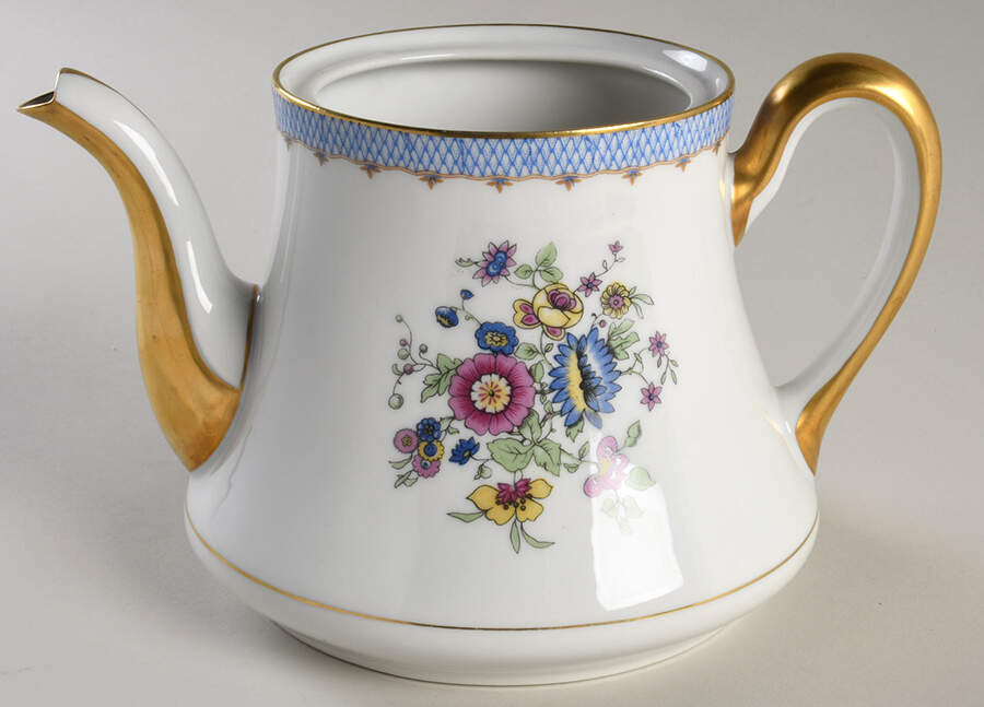 AHR93 Teapot No Lid by Charles Ahrenfeldt-1