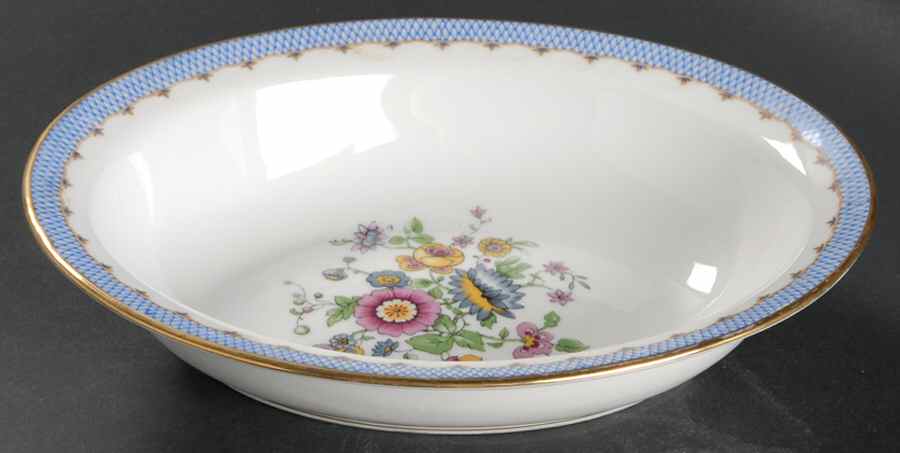 AHR93 9" Oval Vegetable Bowl by Charles Ahrenfeldt-1