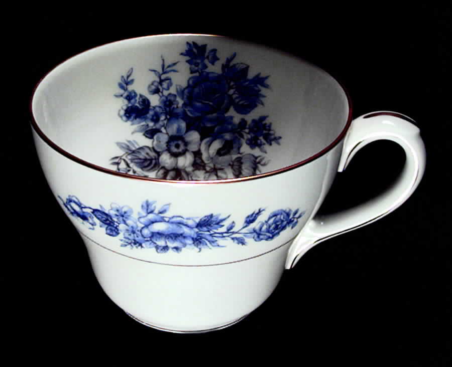 Bleuets Joke Cup by Charles Ahrenfeldt-1