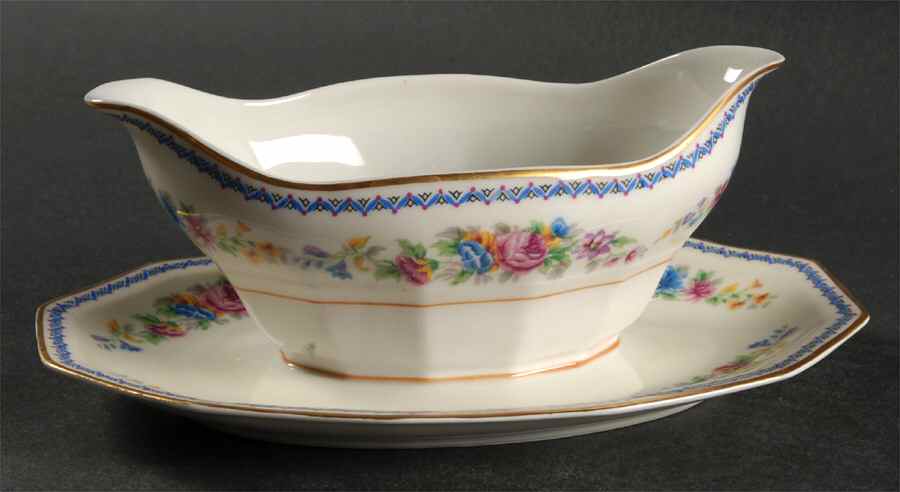 Dubarry Gravy Boat with Attached Underplate by Charles Ahrenfeldt-1