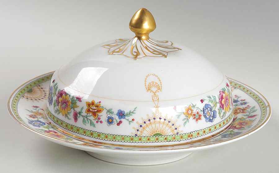 Vendome Round Covered Butter by Charles Ahrenfeldt-1