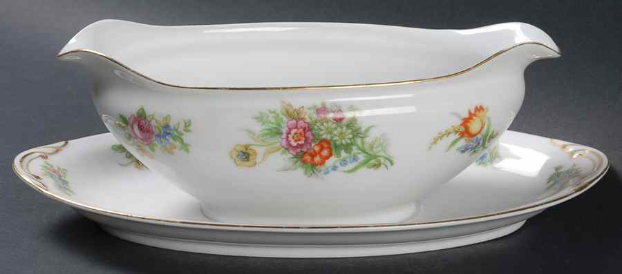 AIC2 Gravy Boat with Attached Underplate by Aichi-1
