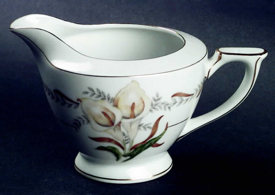 Valdivia Creamer by Aichi-1