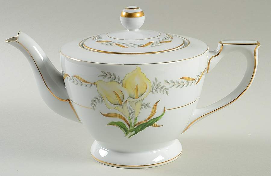 Valdivia Teapot & Lid by Aichi-1