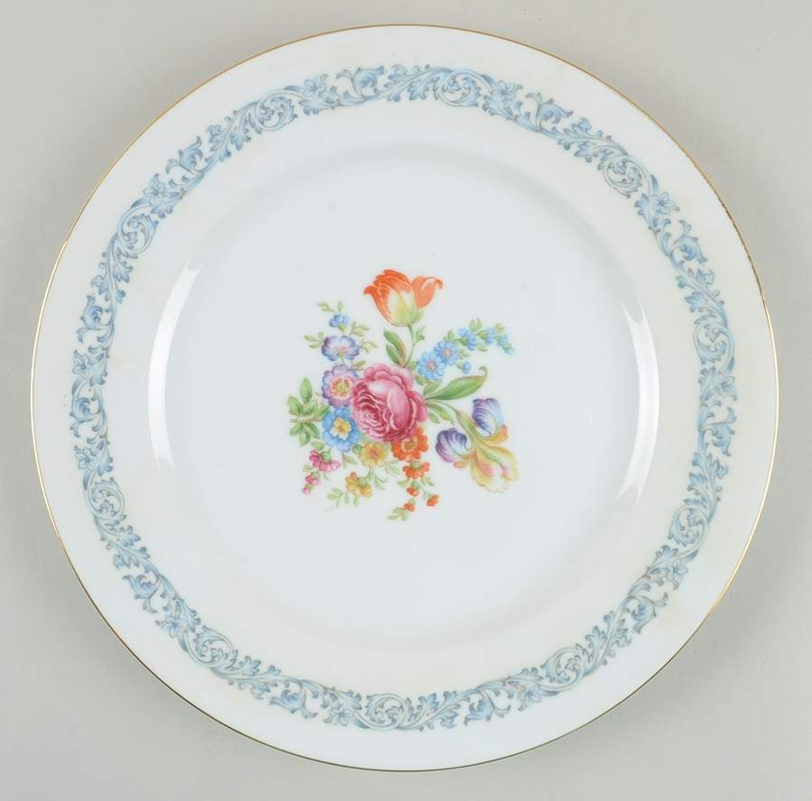 Sheffield Dinner Plate by Aichi-1
