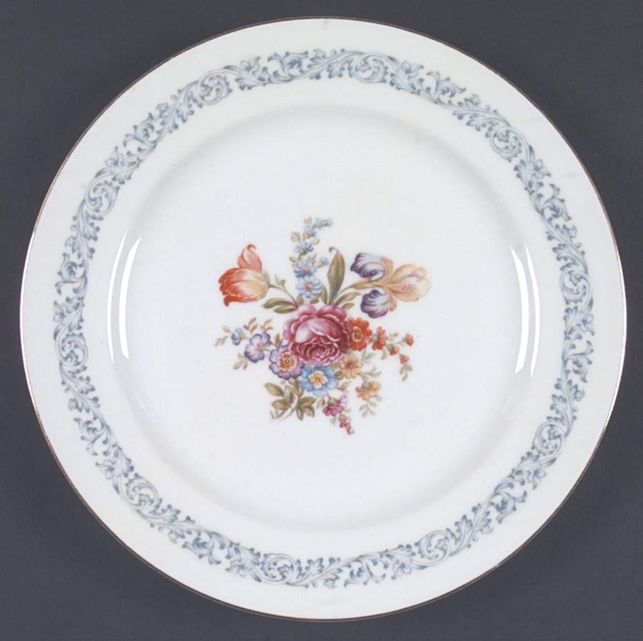Sheffield Dinner Plate by Aichi-1