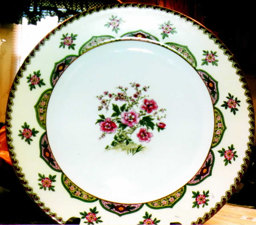 AIH3 (CZECHOSLAVAKIA) Dinner Plate by AICH (Czech)-1