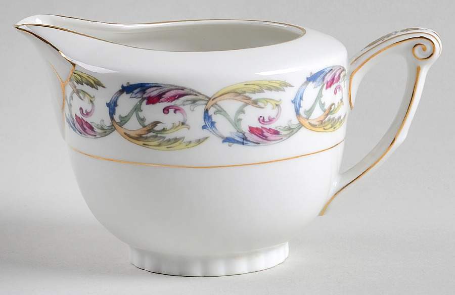 Acanthus Creamer by Aladdin-1