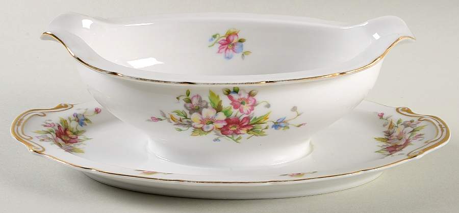 Boquet Gravy Boat with Attached Underplate by Aladdin-1