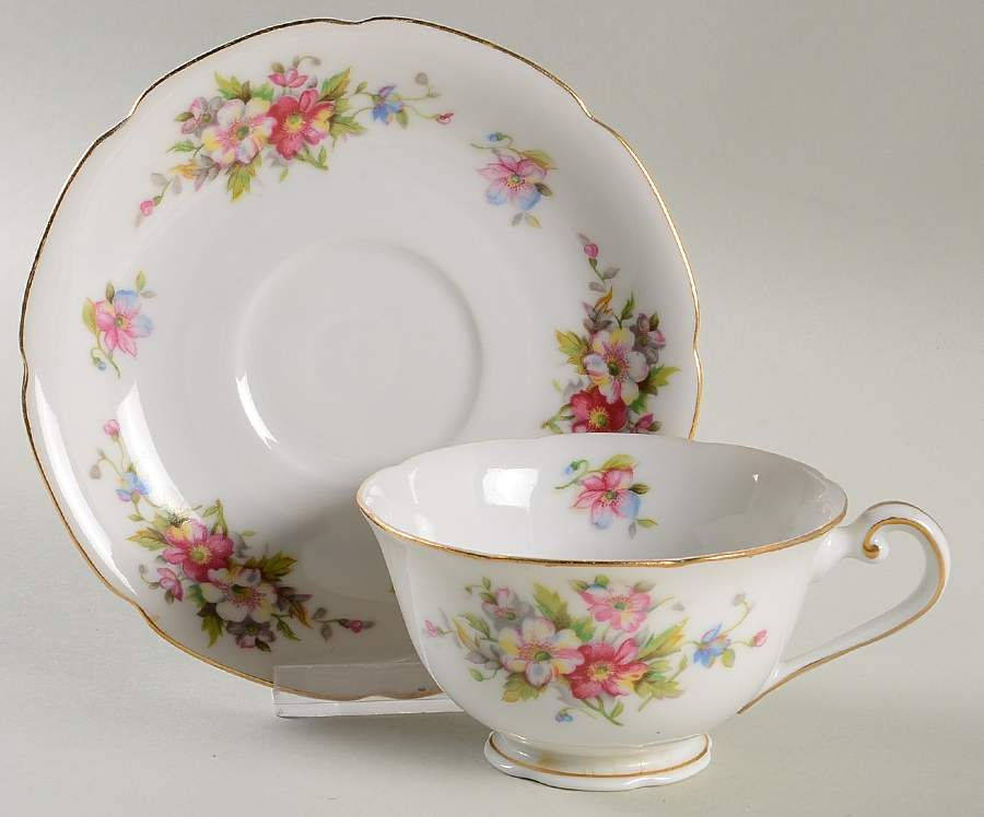 Boquet Footed Cup & Saucer Set by Aladdin-1