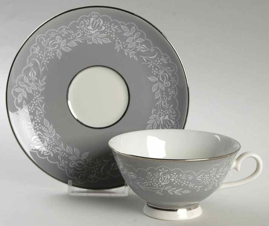 Bridal Lace Footed Cup & Saucer Set by Aladdin-1