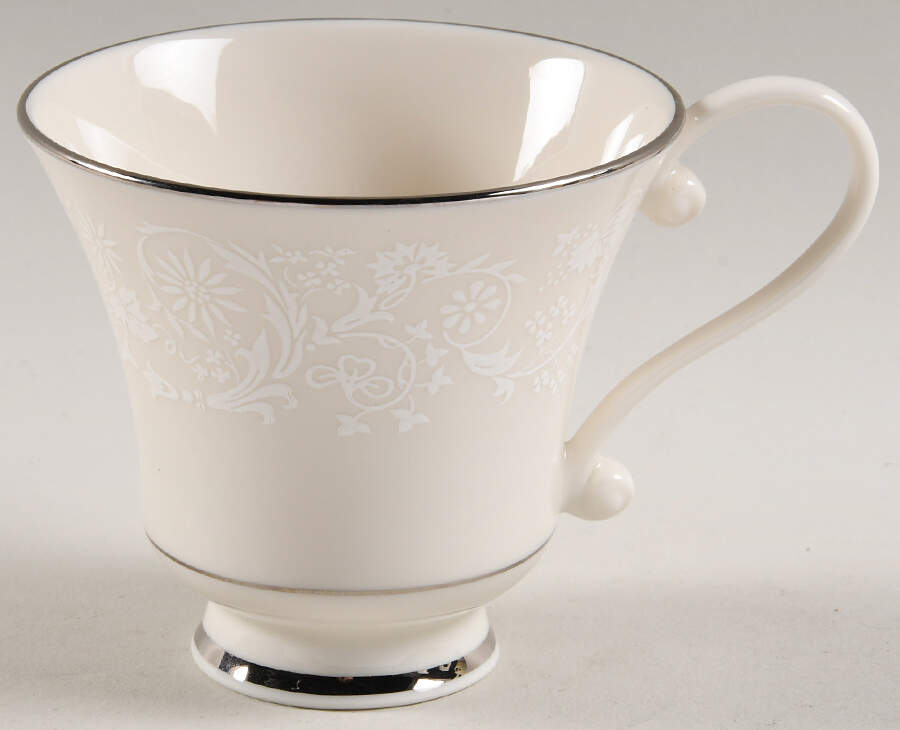Contessa Footed Cup by Aladdin-1