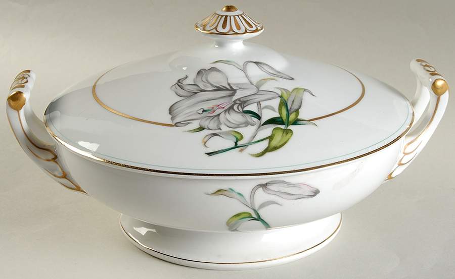 Donna Lily Round Covered Vegetable by Aladdin-1