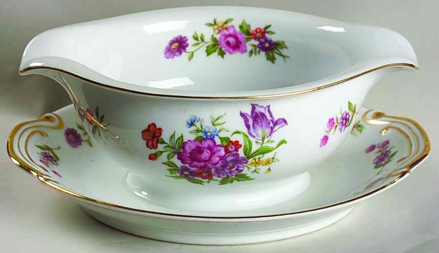 Dresdenia Gravy Boat with Attached Underplate by Aladdin-1
