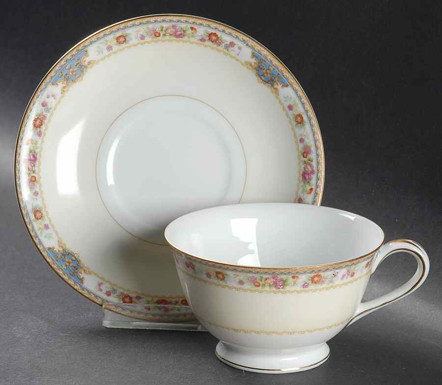 Empress Footed Cup & Saucer Set by Aladdin-1