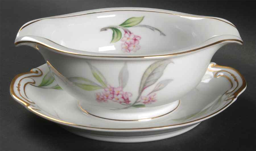 Larkspur Gravy Boat with Attached Underplate by Aladdin-1