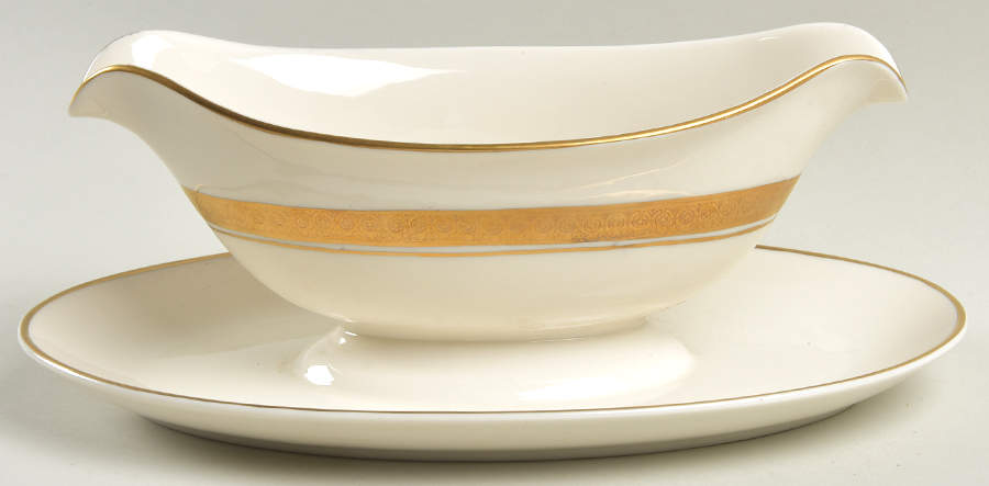 Lorraine Gravy Boat with Attached Underplate by Aladdin-1