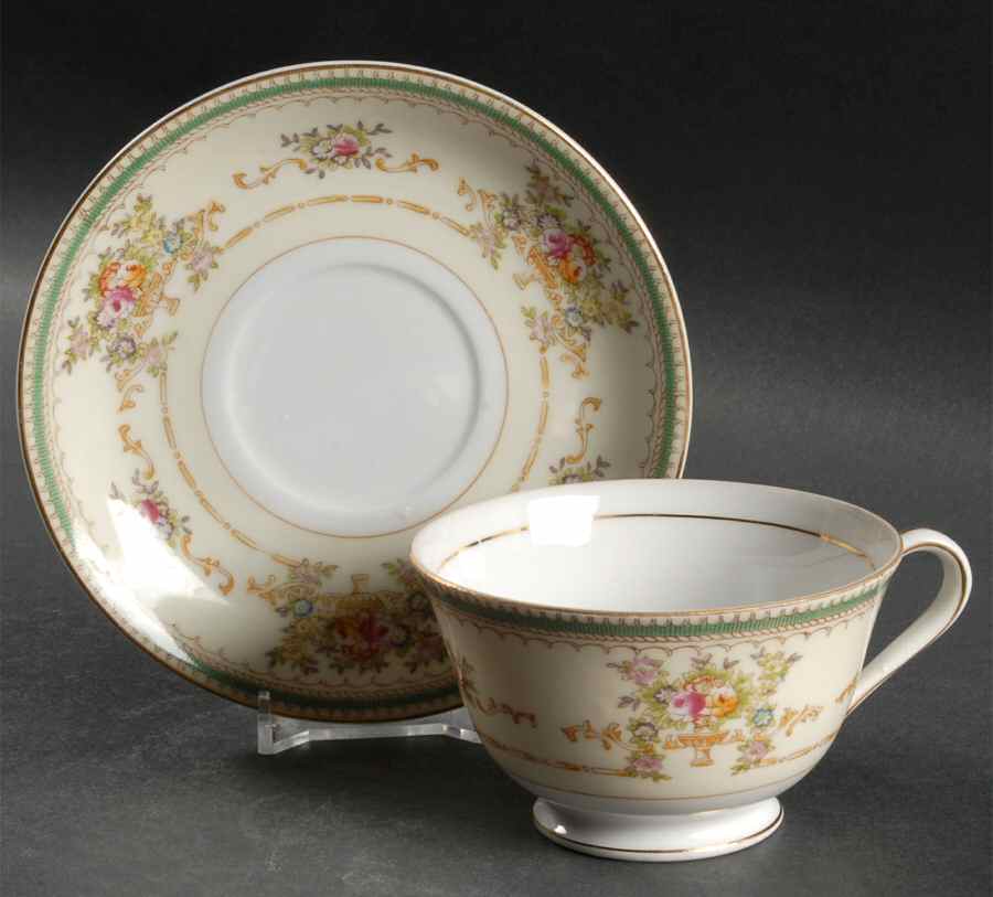Minuet Footed Cup & Saucer Set by Aladdin-1