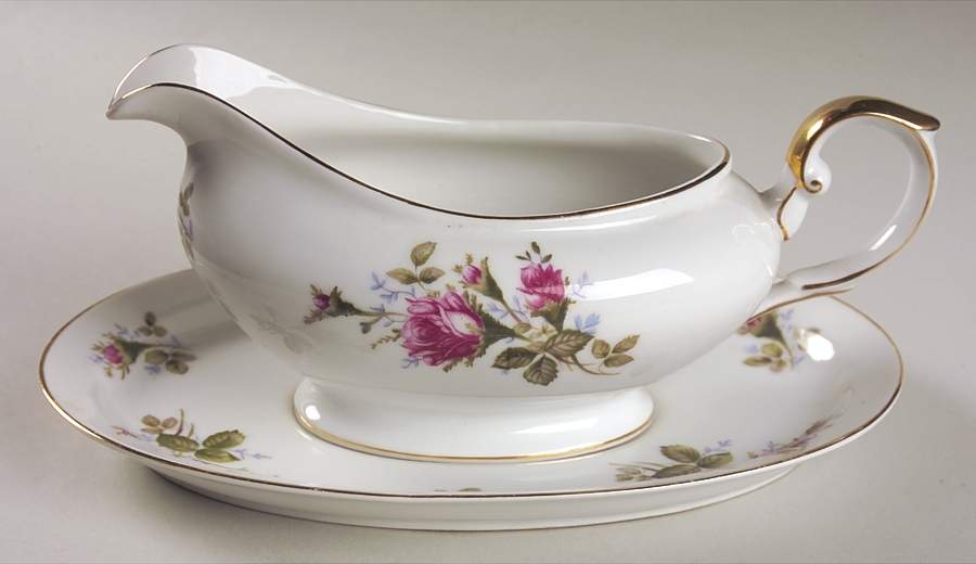 Moss Rose Gravy Boat & Underplate by Aladdin-1